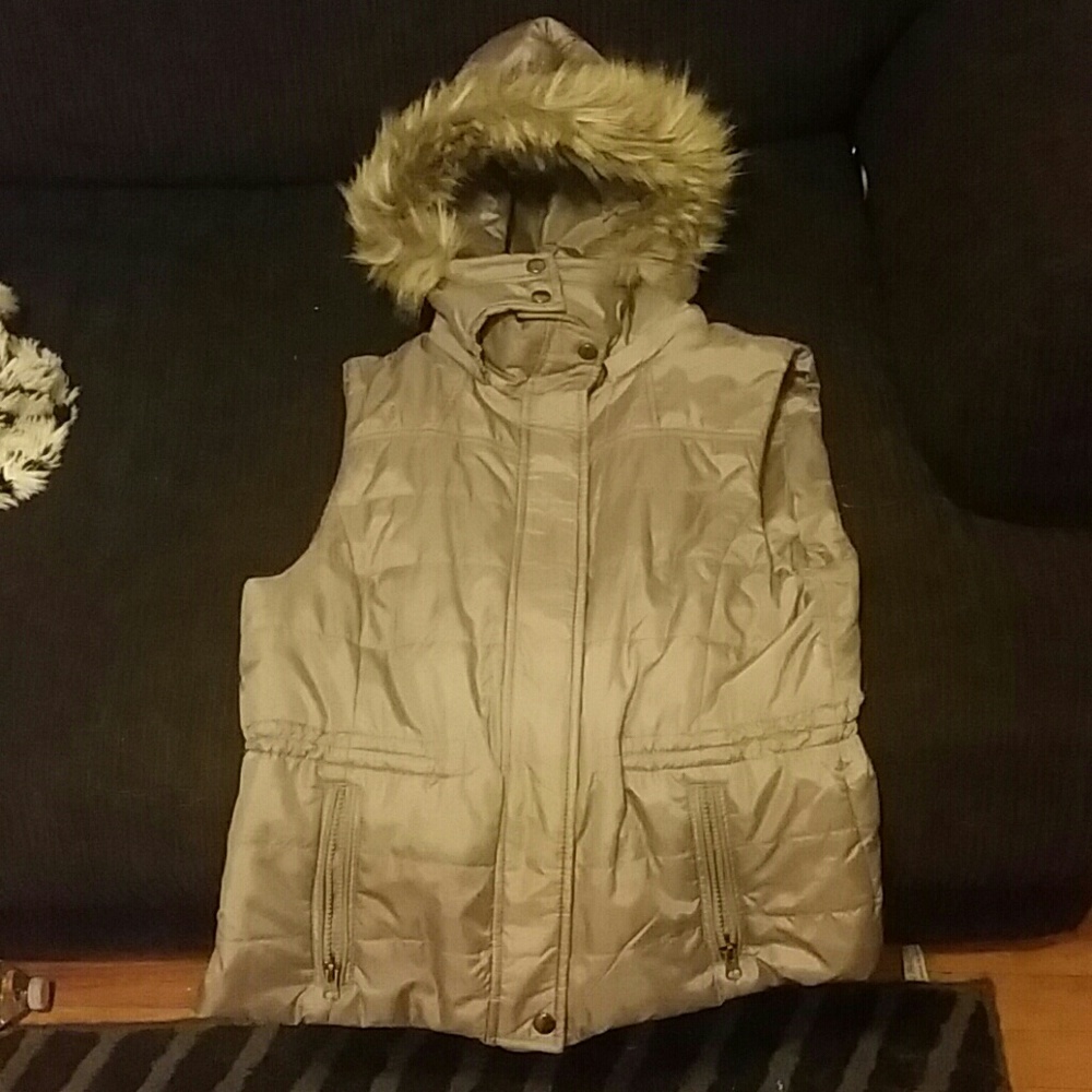 American rag winter down vest